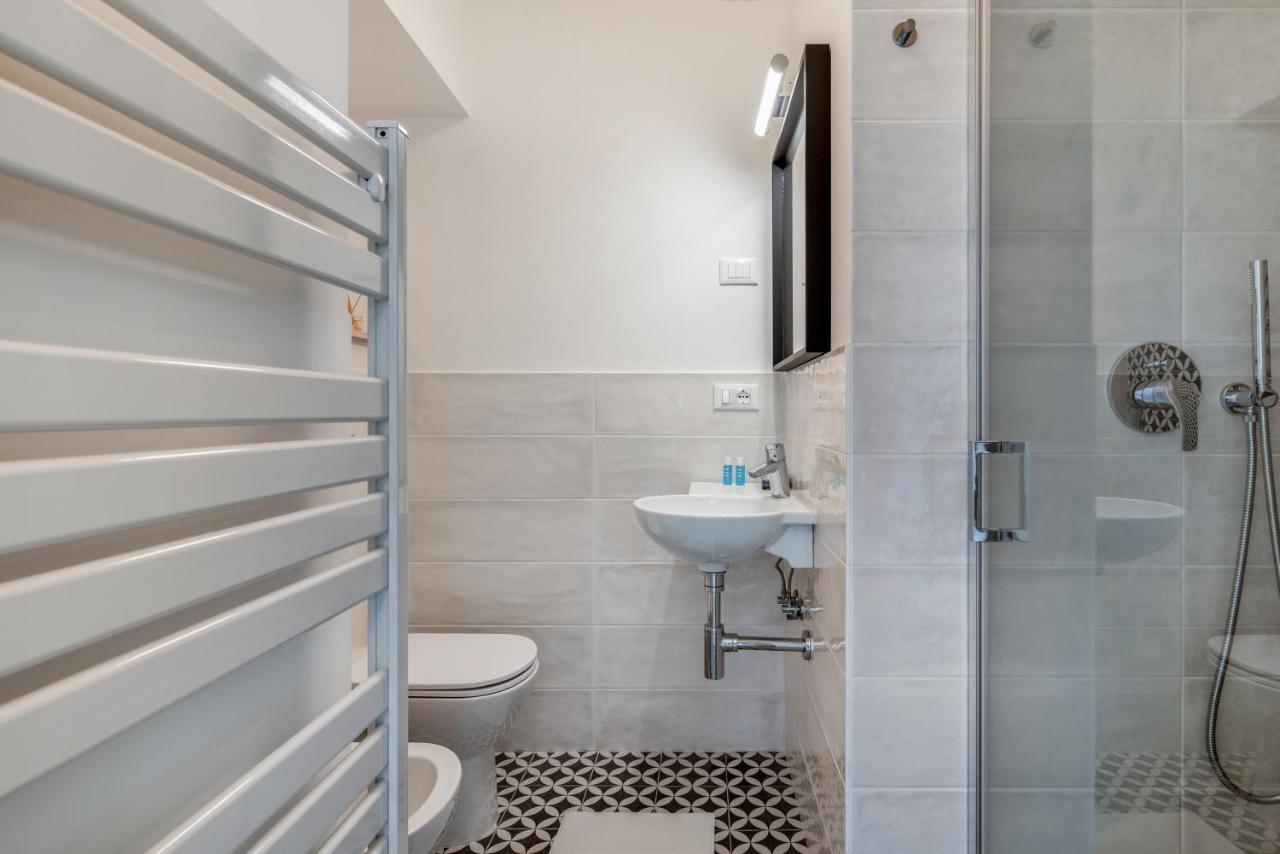 Family & Friends Rooms With Shared Bathroom Padova Eksteriør bilde