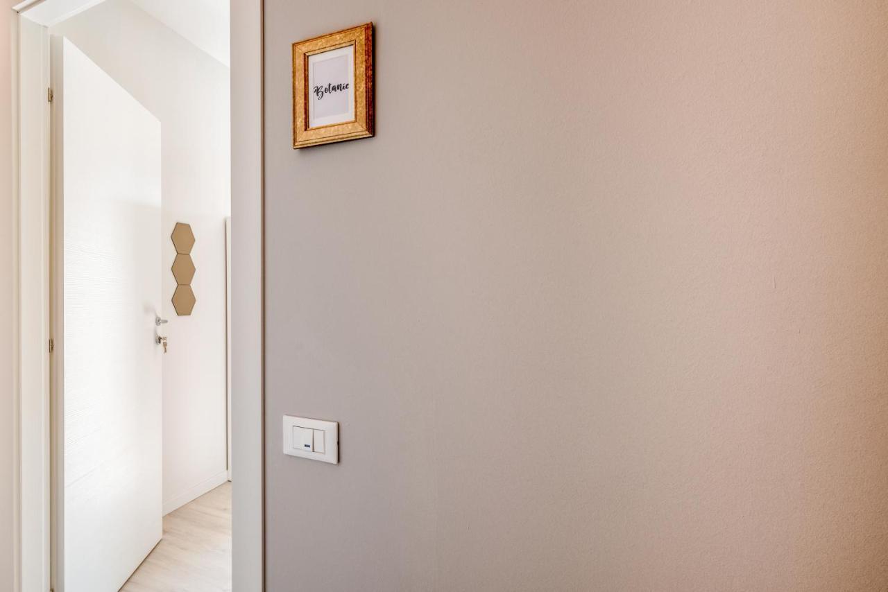Family & Friends Rooms With Shared Bathroom Padova Eksteriør bilde