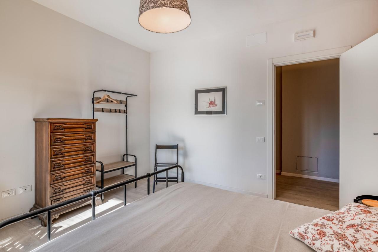 Family & Friends Rooms With Shared Bathroom Padova Eksteriør bilde